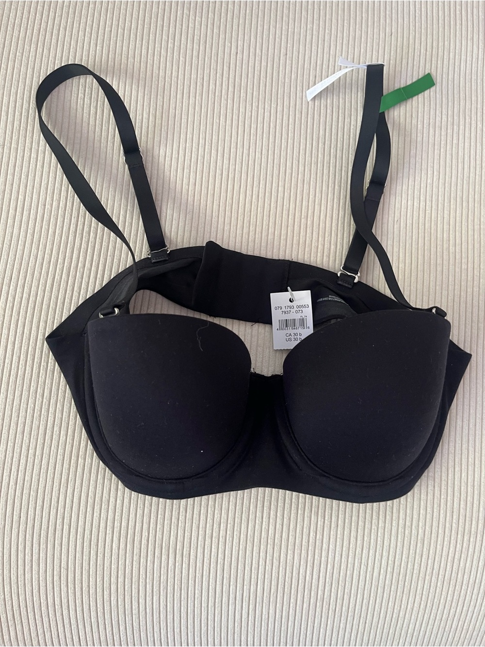 Black Strapless Convertible Bra - Women arie BNWT
